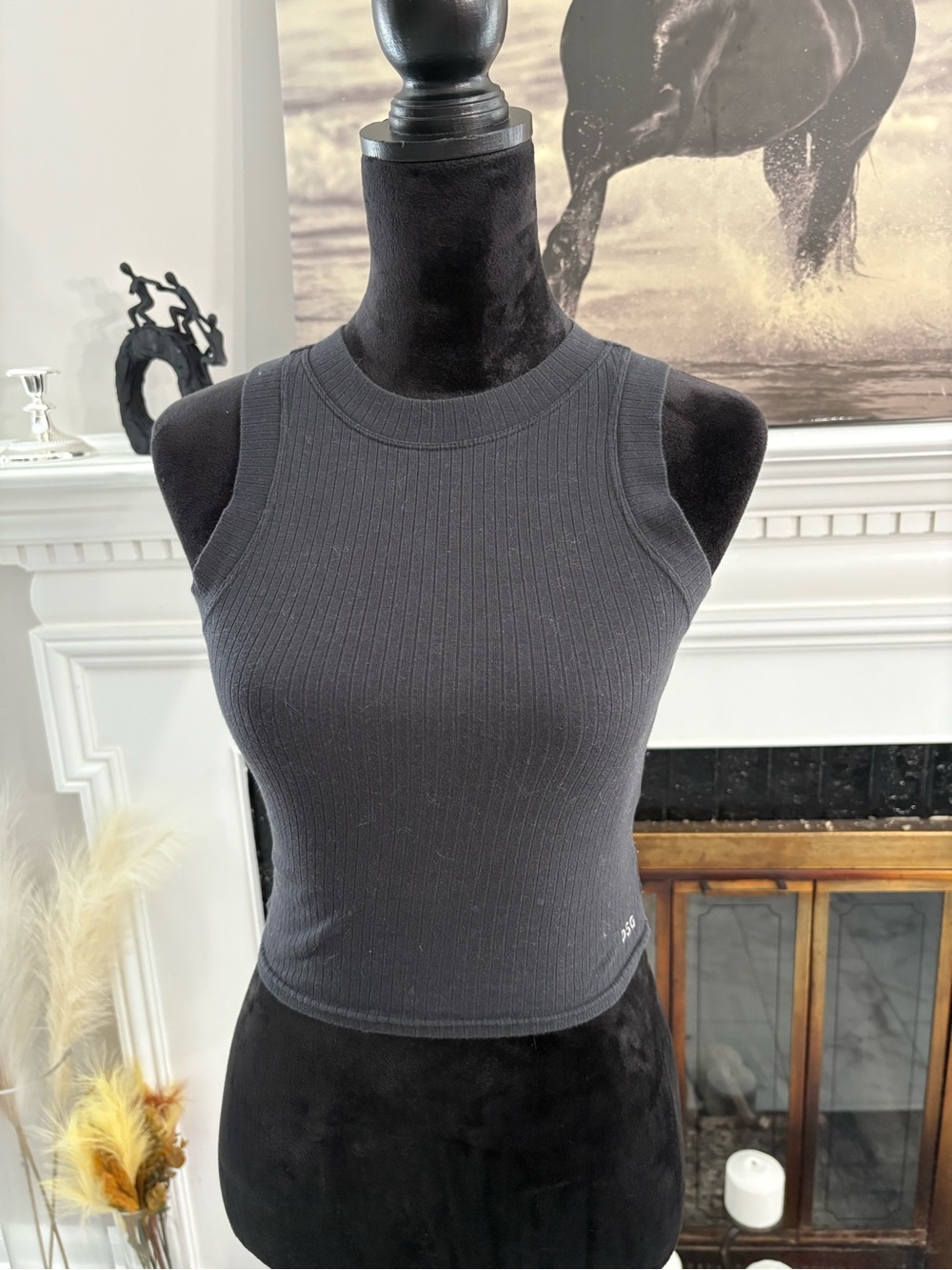 Ribbed Black Sleeveless Crop Tank Top DSG